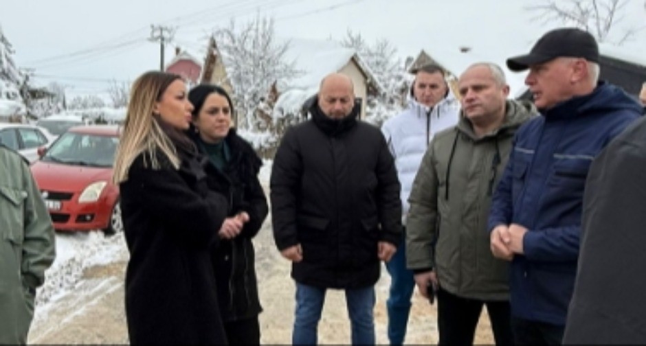 MINISTARKA MESAROVIĆ POSETILA UGROŽENA PODRUČJA  Donete su hitne mere za snabdevanje električnom energijom